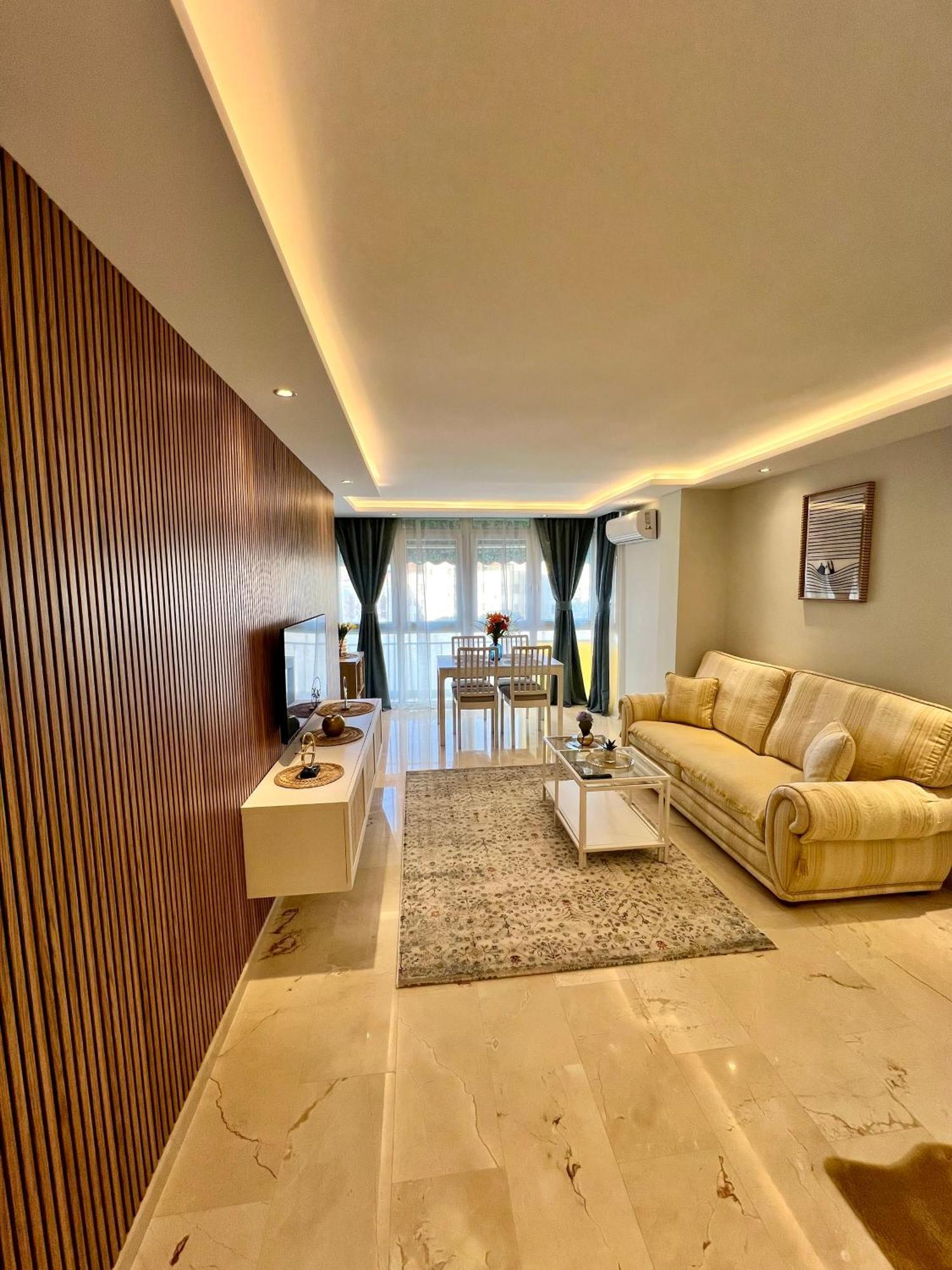 Apartamentos Prestige Suites Malaga IV Extérieur photo